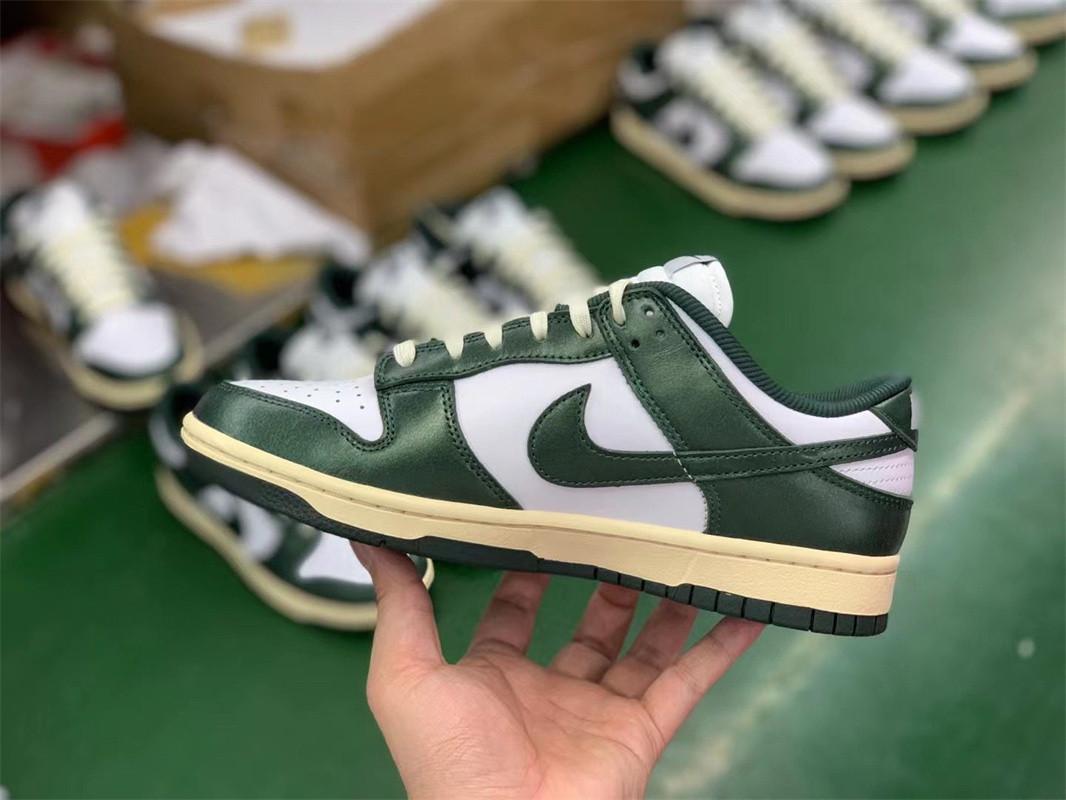 PK god Nike dunk low vintage green retail materials ready to ship